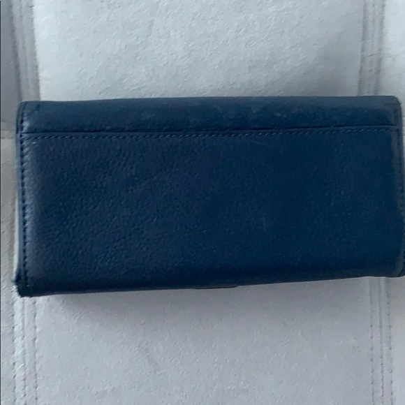 Michael Kors Used Wallet - Picture 8 of 10
